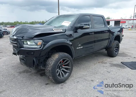 2021 Ram 1500 Big Horn 4X4 5'7 Box z USA, uszkodzony, nr VIN 1C6SRFFT8MN761622